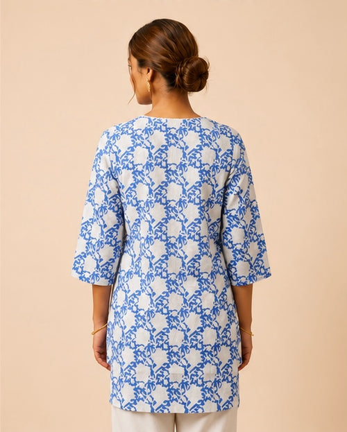 Azure Bloom Cotton Tunic – Crisp White & Blue Floral Artisan Top